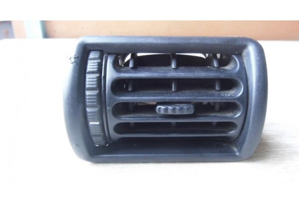Заслінка обдування кабіни ліва Renault Master II, 7700821780